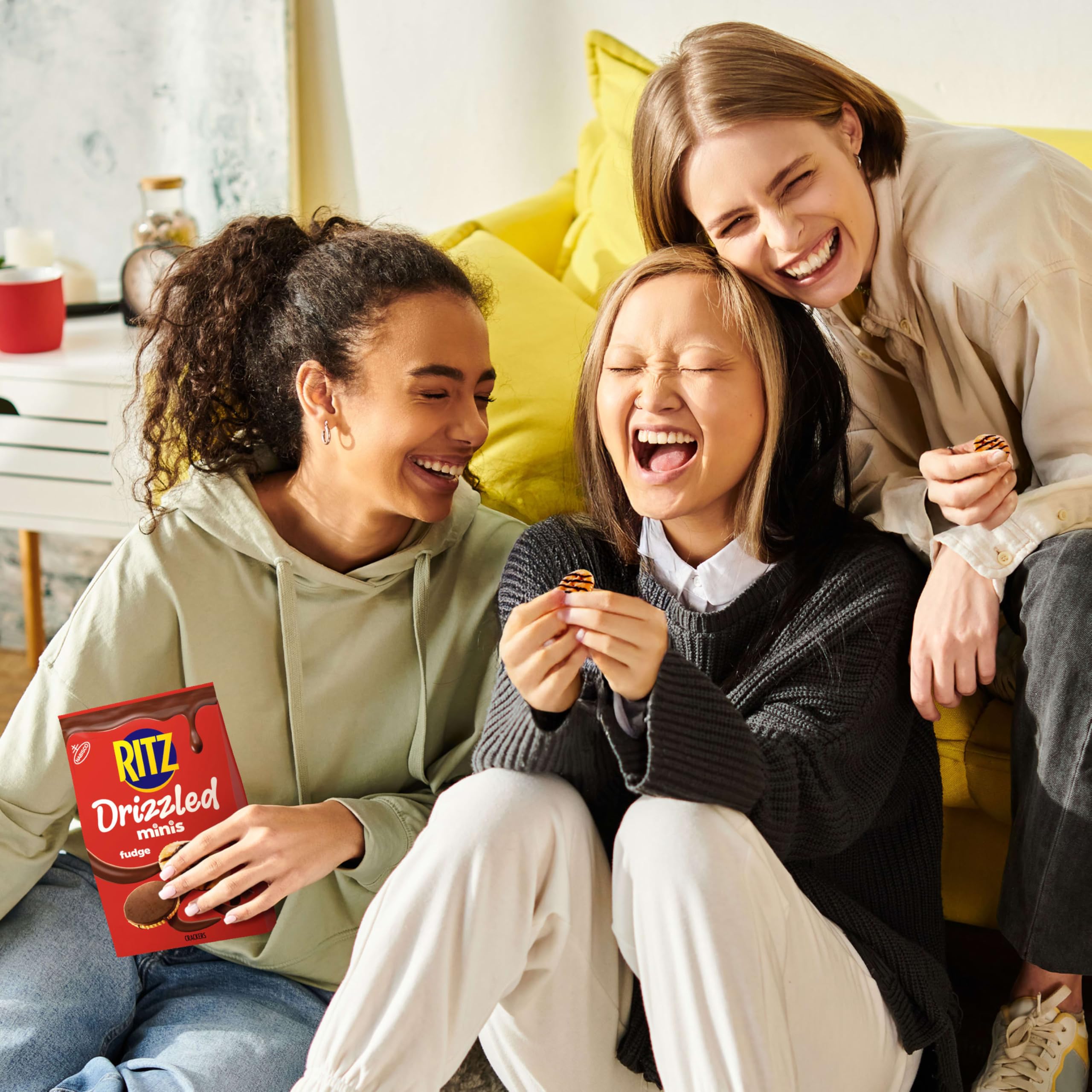 RITZ Drizzled Minis Fudge Crackers, Snacks for Kids and Adults, Party Snacks, 8 oz - Image 5